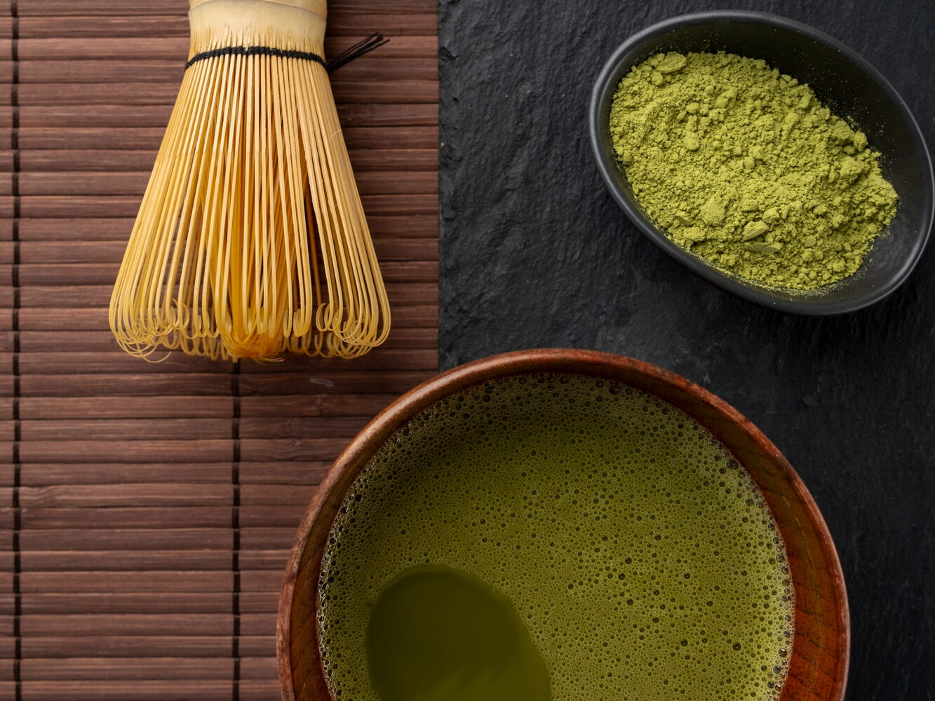 japońska zielona herbata matcha